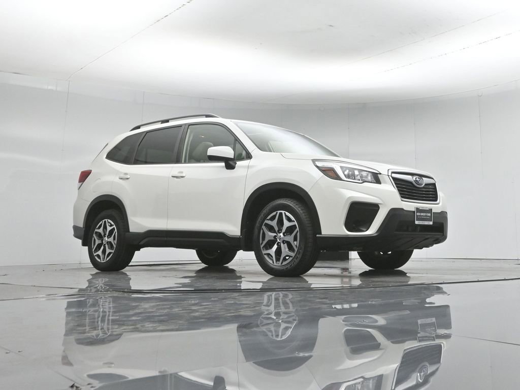 Used 2020 Subaru Forester Premium AWD/4WD image 4