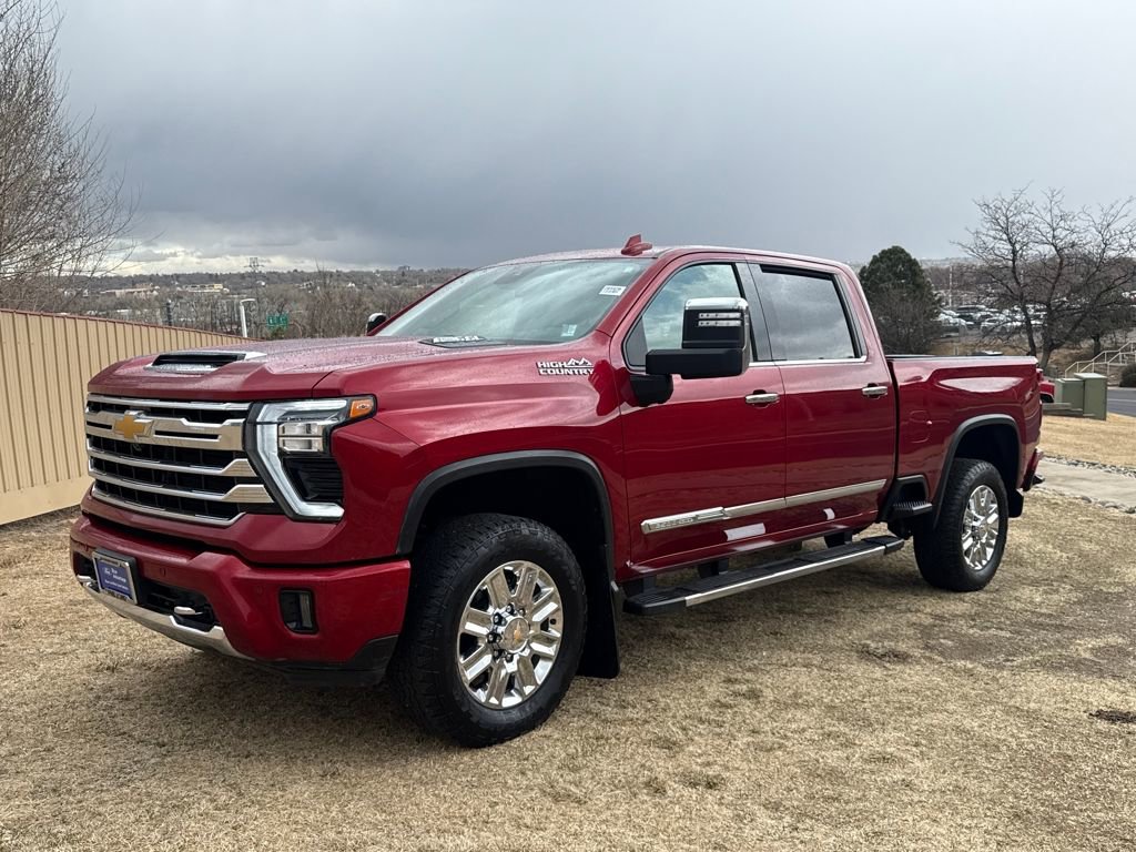 Used 2024 Chevrolet Silverado 2500 High Country image 4