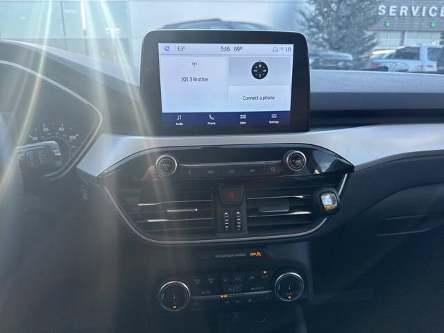 Certified 2022 Ford Escape SE w/ SE Sport Appearance Package image 15