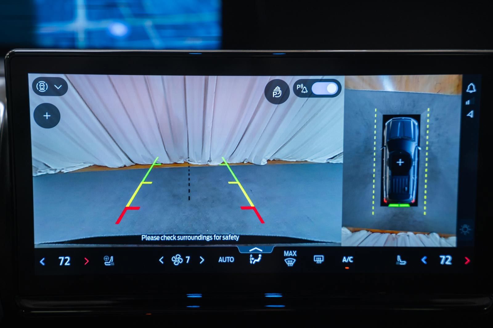 Certified 2025 Ford Expedition Max Platinum image 56