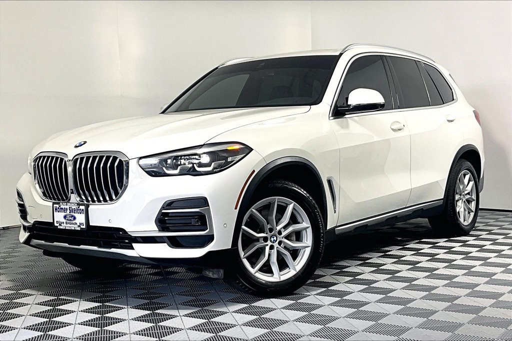 Used 2022 BMW X5 xDrive40i w/ Premium Package AWD/4WD image 2