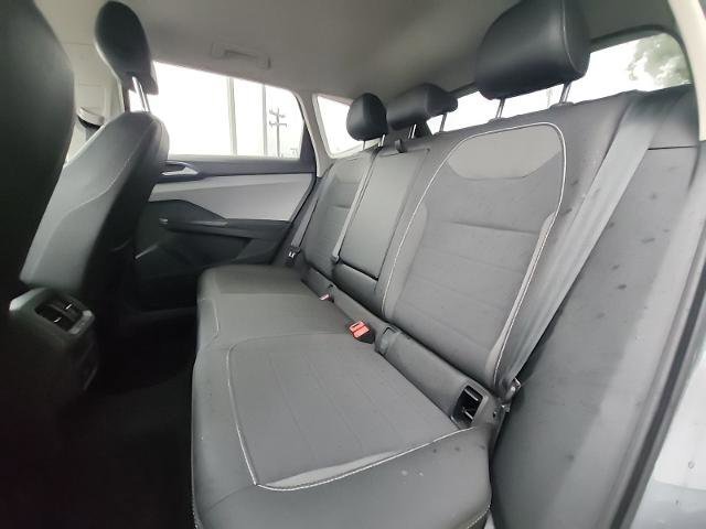 Used 2024 Volkswagen Taos SE FWD image 10