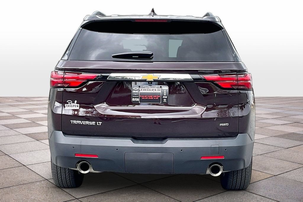 Used 2022 Chevrolet Traverse LT w/ LPO, Cargo Package AWD/4WD image 4