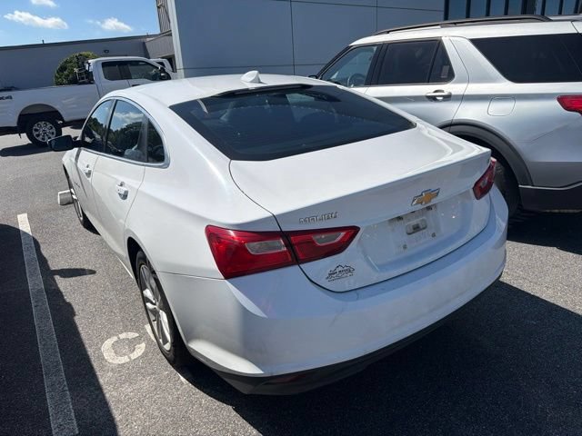 Used 2017 Chevrolet Malibu LT FWD image 4