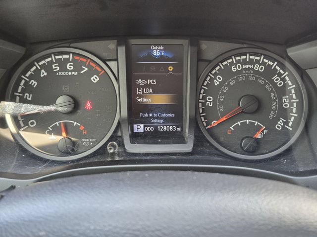 Used 2022 Toyota Tacoma SR AWD/4WD image 15