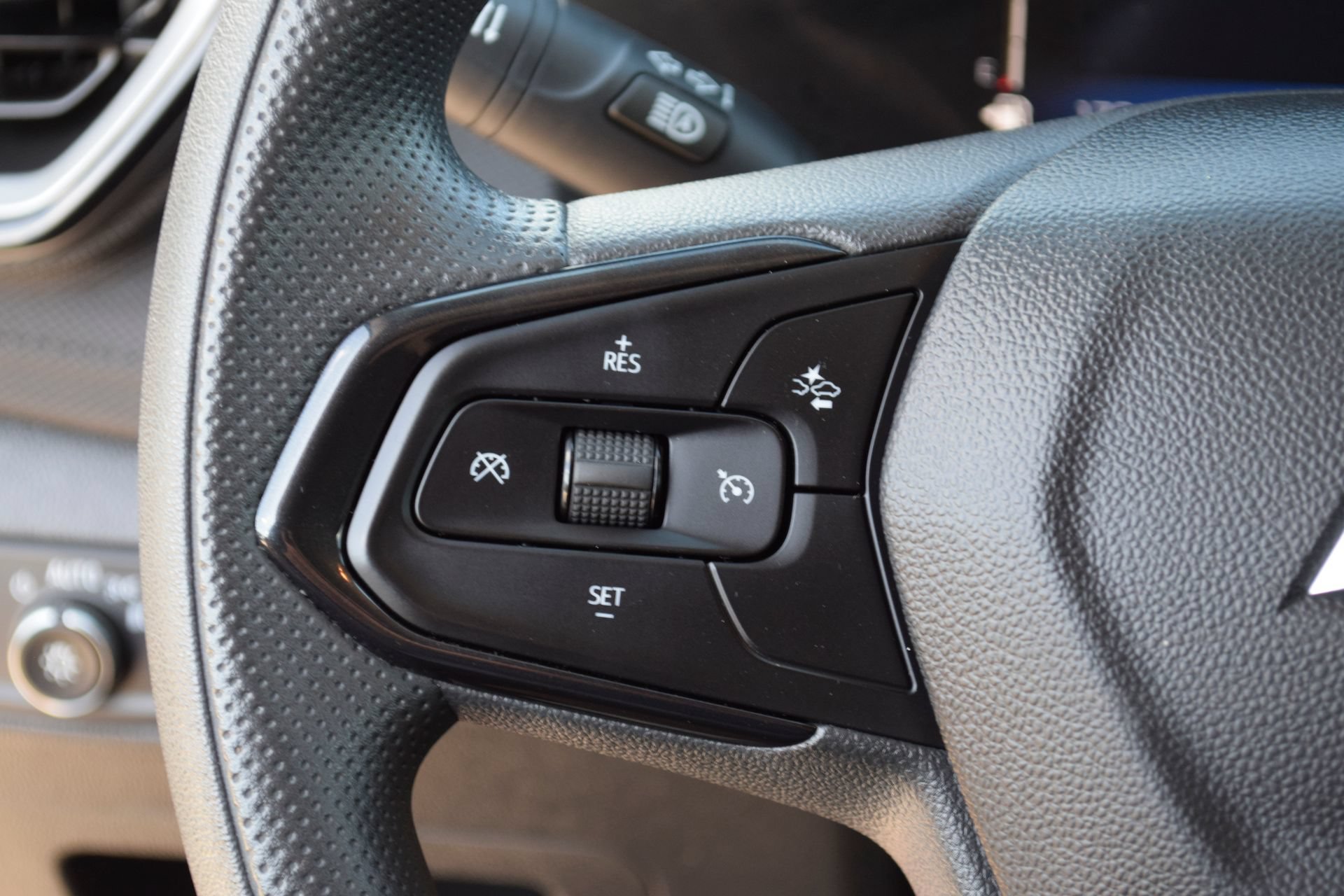 Used 2024 Chevrolet TrailBlazer LT FWD image 8
