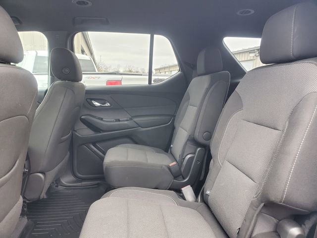 Used 2022 Chevrolet Traverse LT image 27