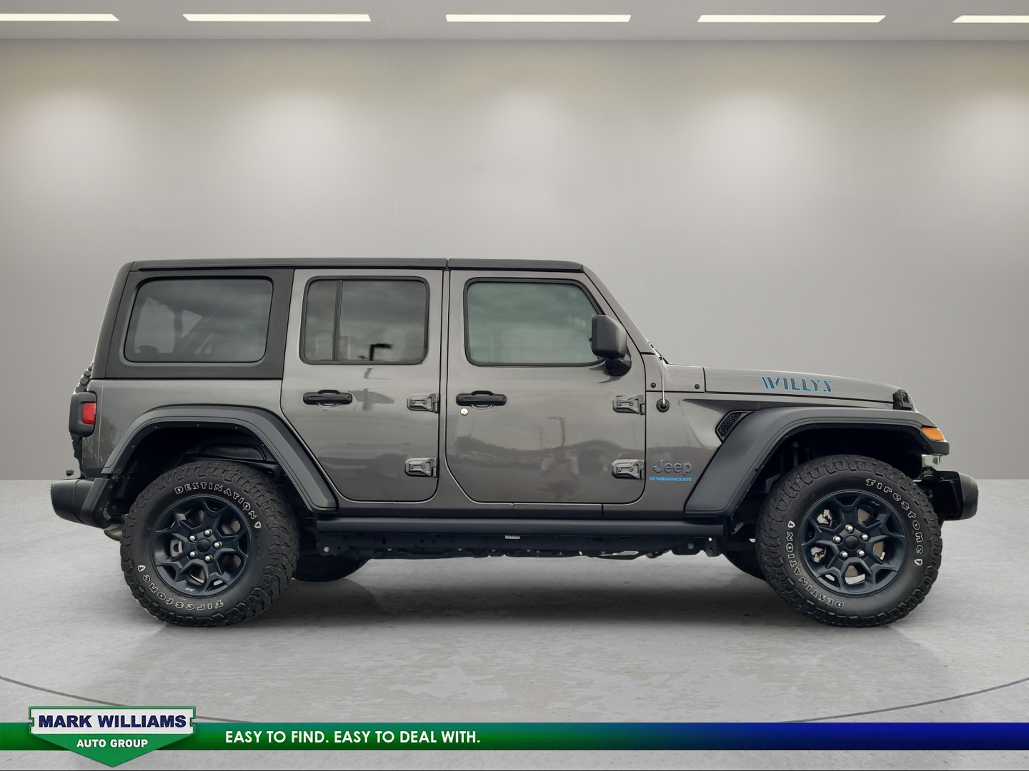 Used 2023 Jeep Wrangler Unlimited w/ Convenience Group AWD/4WD image 2