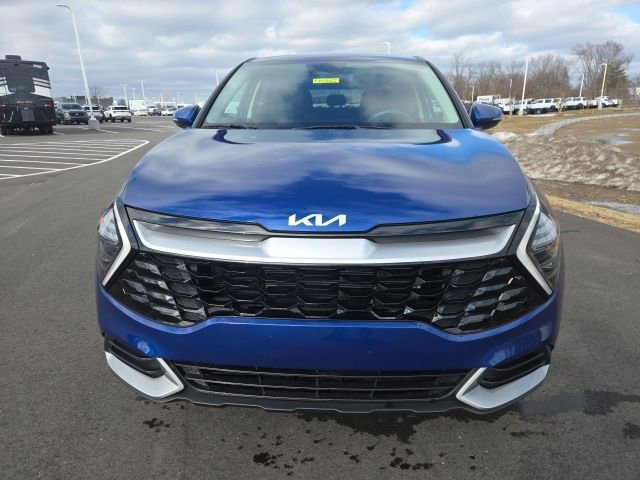 Used 2025 Kia Sportage EX image 7