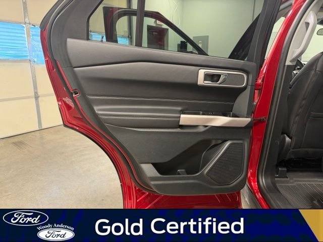 Certified 2024 Ford Explorer XLT w/ Equipment Group 202A AWD/4WD image 24