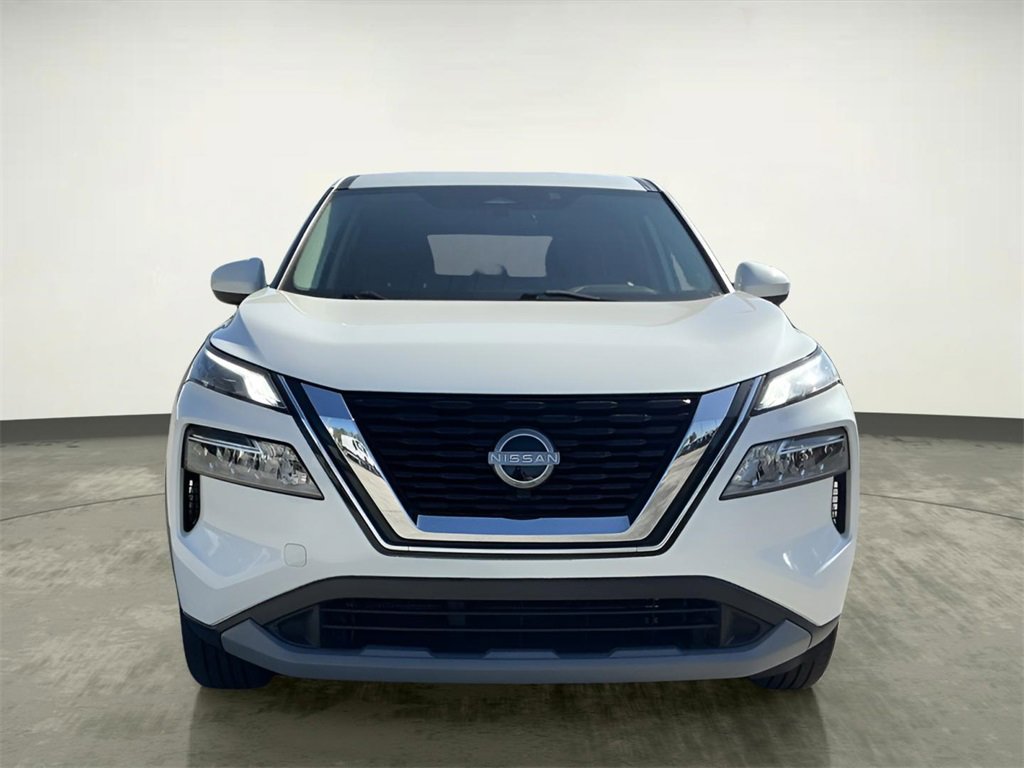 Used 2023 Nissan Rogue SV image 14