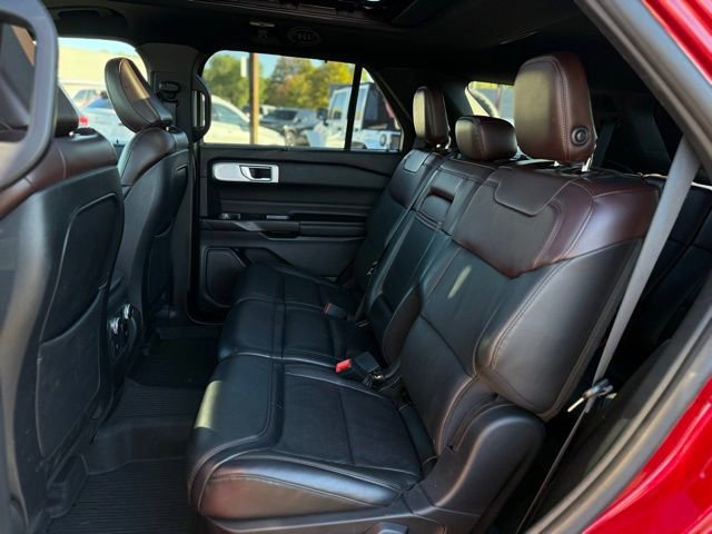 Certified 2020 Ford Explorer Platinum w/ Premium Technology Package image 29