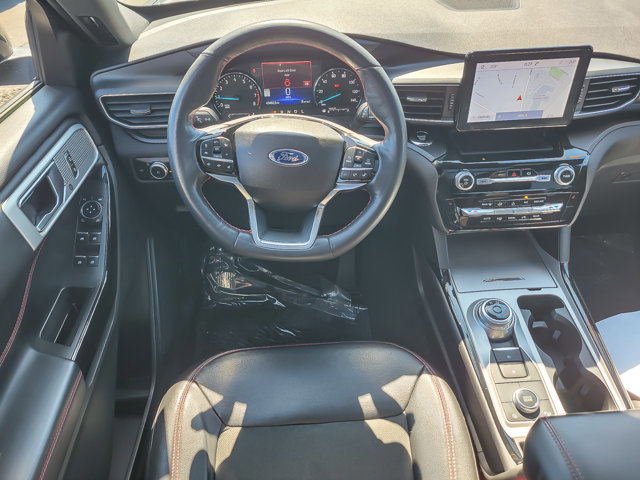 Certified 2023 Ford Explorer ST-Line w/ Class IV Trailer Tow Package image 15