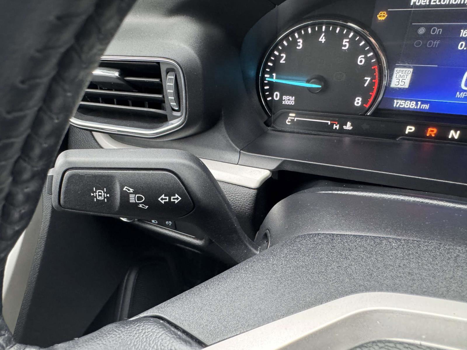 Certified 2022 Ford Explorer XLT w/ Equipment Group 202A image 39