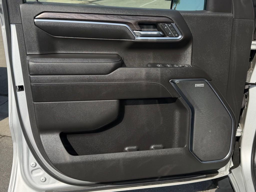 Used 2022 Chevrolet Silverado 1500 LTZ w/ LTZ Convenience Package II image 13