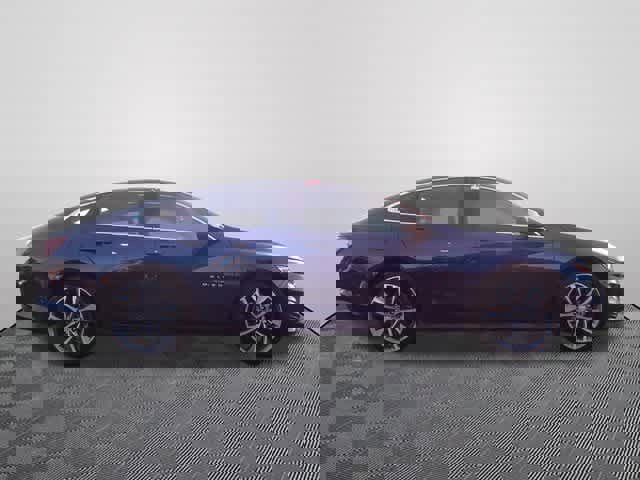 Used 2022 Chevrolet Malibu LT image 4