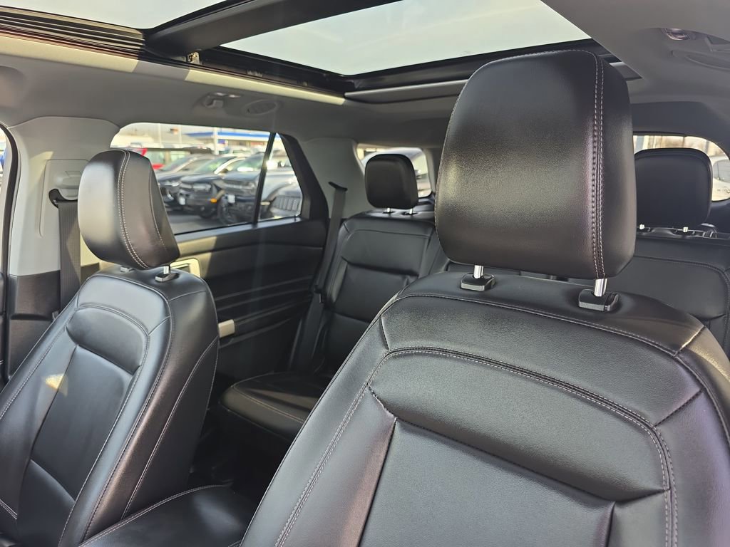 Certified 2023 Ford Explorer XLT w/ Equipment Group 202A image 21