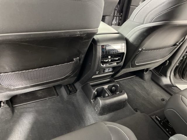 Used 2023 Jeep Grand Cherokee L Laredo w/ Luxury Tech Group I AWD/4WD image 43