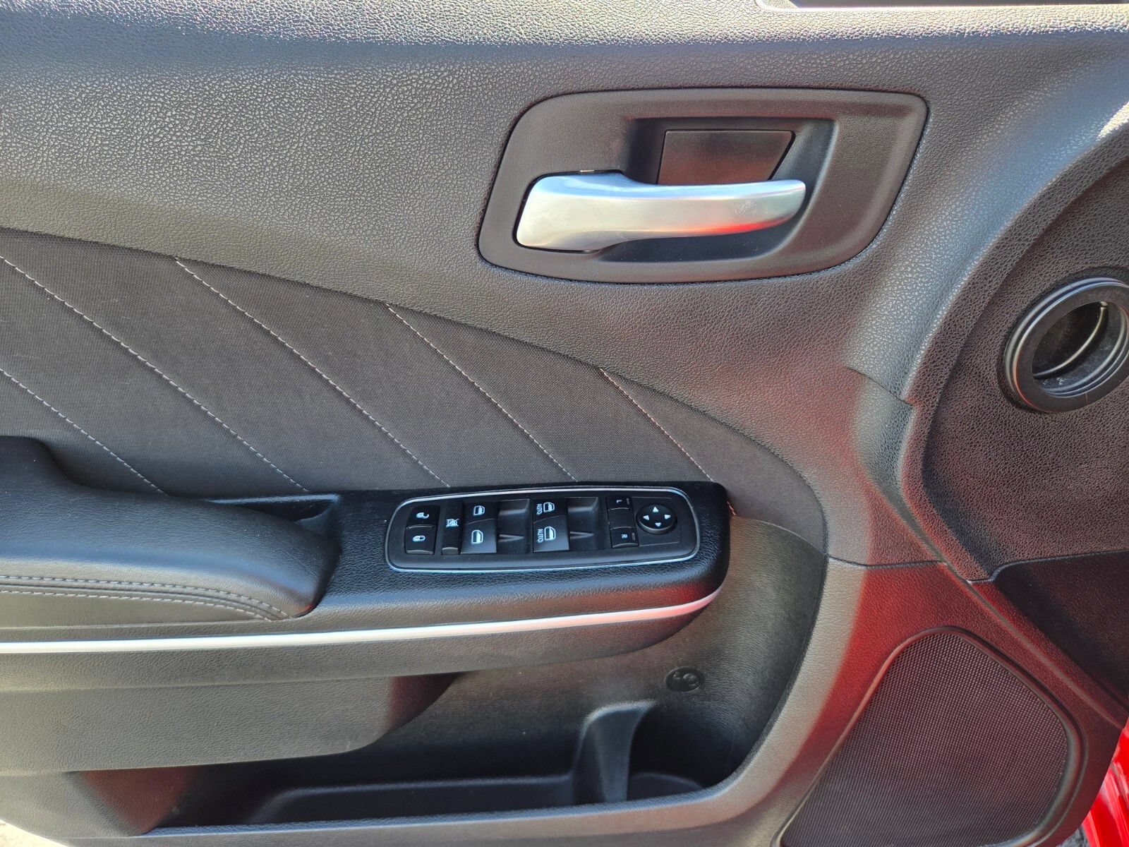 Used 2023 Dodge Charger SXT RWD image 17