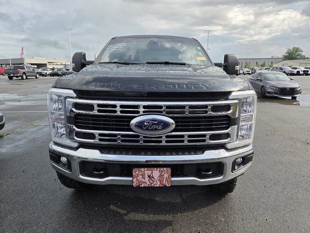 Certified 2024 Ford F250 XLT w/ Tremor Off-Road Package AWD/4WD video 2