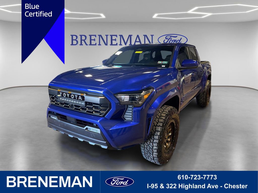 Used 2025 Toyota Tacoma SR5