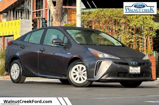 Used 2022 Toyota Prius LE