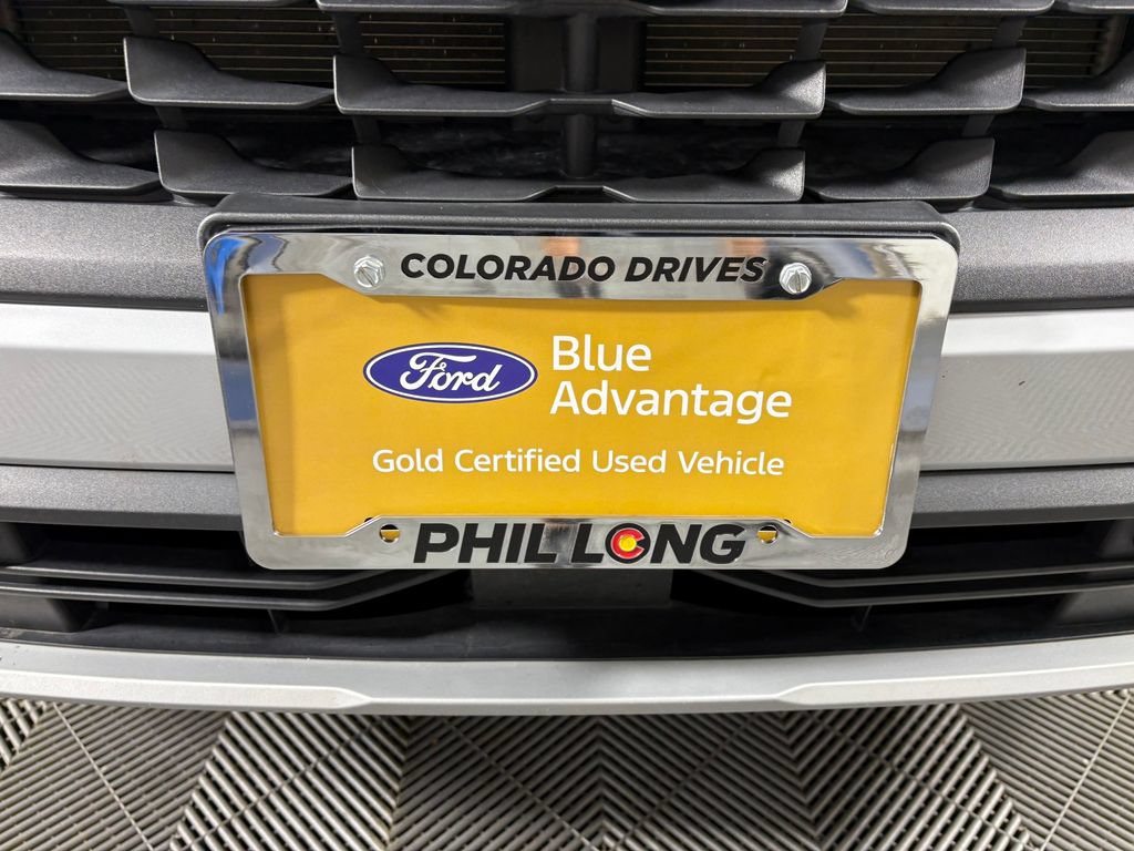 Certified 2025 Ford Escape SE FWD image 9