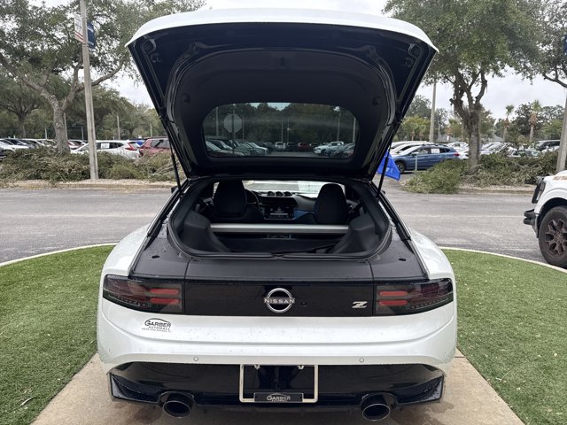 Used 2024 Nissan Z Performance w/ Floor Mat Package RWD image 4
