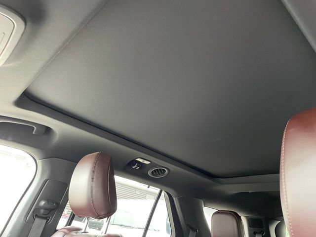 Certified 2020 Ford Explorer Platinum w/ Premium Technology Package AWD/4WD image 39