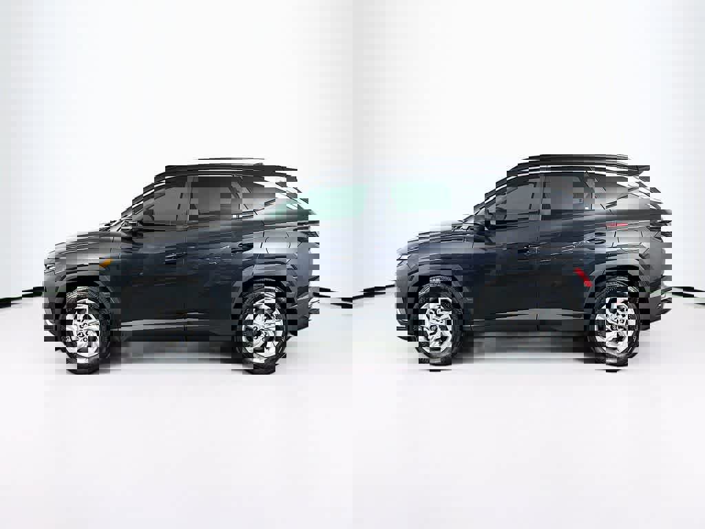 Used 2022 Hyundai Tucson SEL w/ Cargo Package image 2