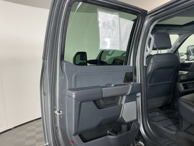 Certified 2025 Ford F450 Lariat w/ FX4 Off-Road Package AWD/4WD image 30