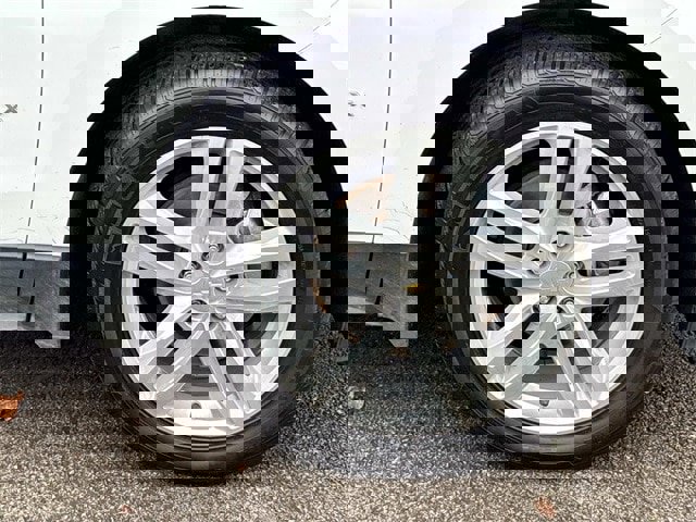 Used 2020 Chevrolet Equinox Premier image 9