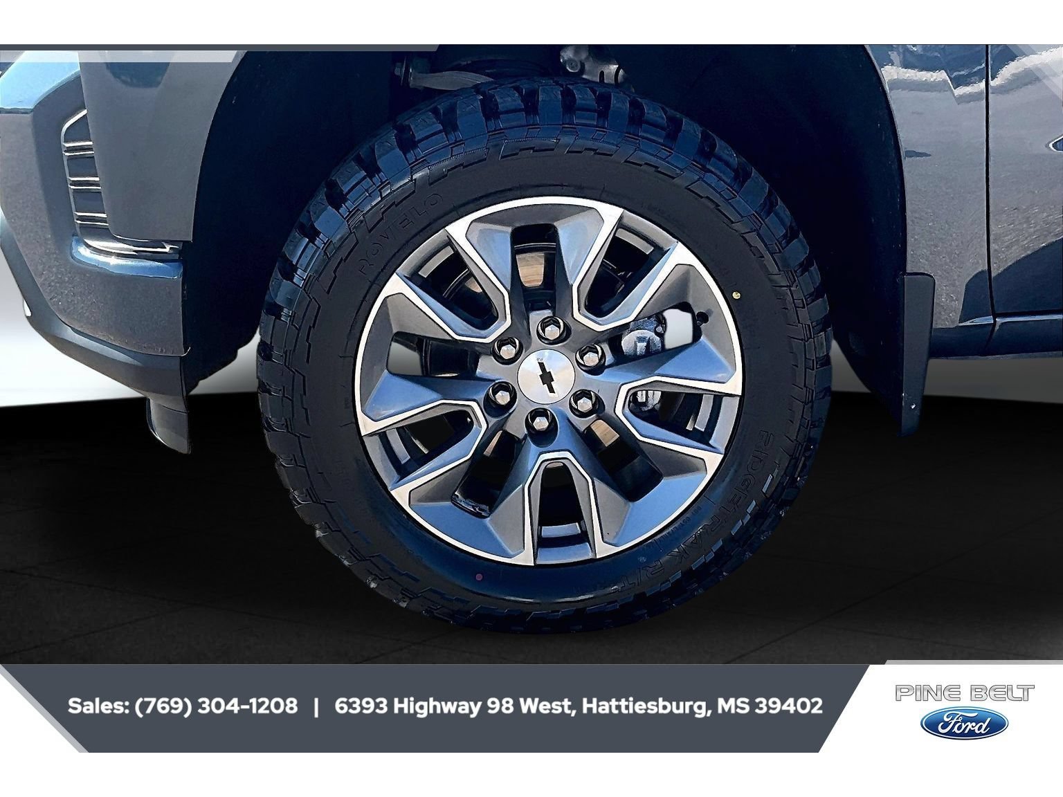 Used 2021 Chevrolet Silverado 1500 RST w/ All Star Edition Plus AWD/4WD image 7