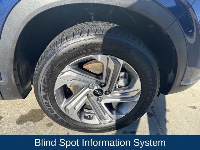 Used 2023 Hyundai Santa Fe SEL image 9