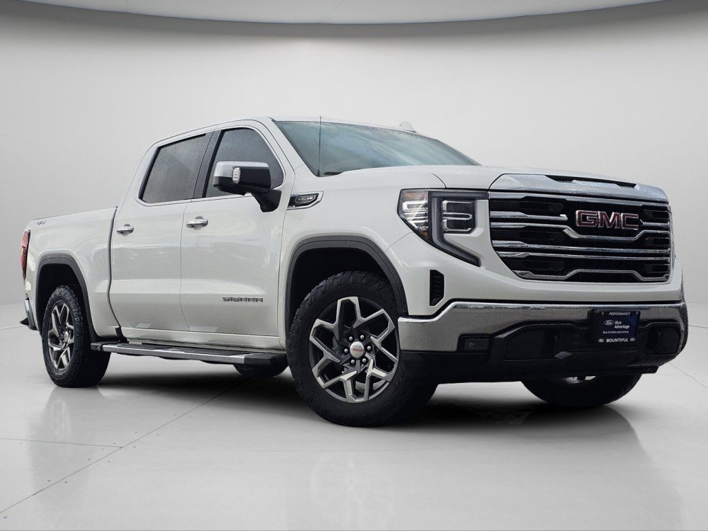 Used 2022 GMC Sierra 1500 SLT w/ SLT Convenience Package image 2
