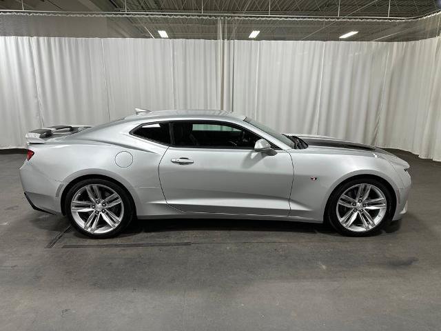 Used 2018 Chevrolet Camaro SS RWD image 4