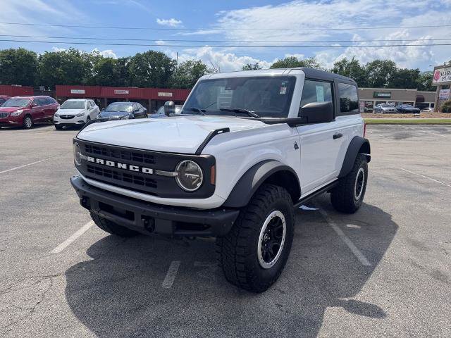 Certified 2023 Ford Bronco Black Diamond w/ Sasquatch Package AWD/4WD image 3
