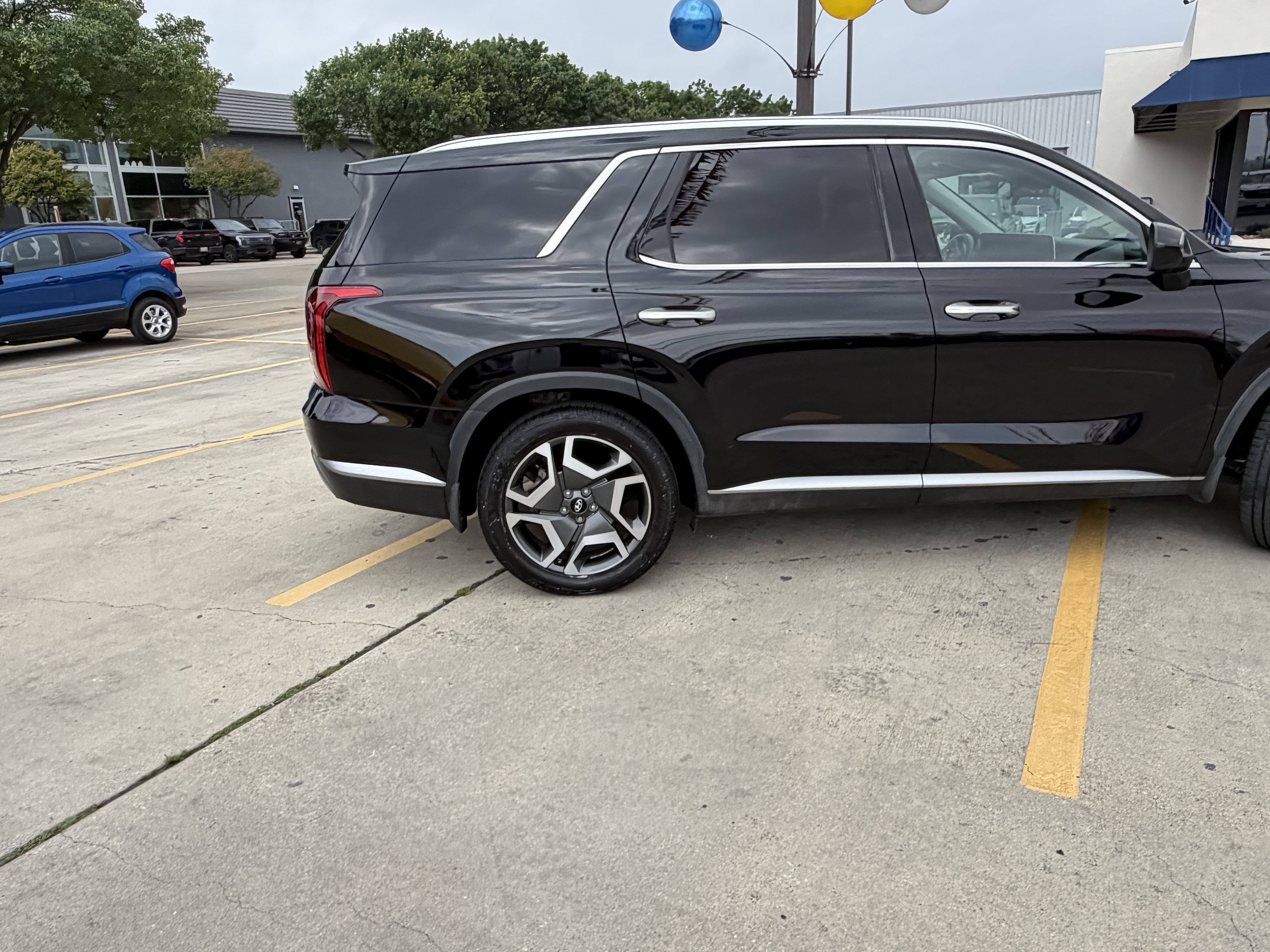 Used 2024 Hyundai Palisade SEL AWD/4WD image 6