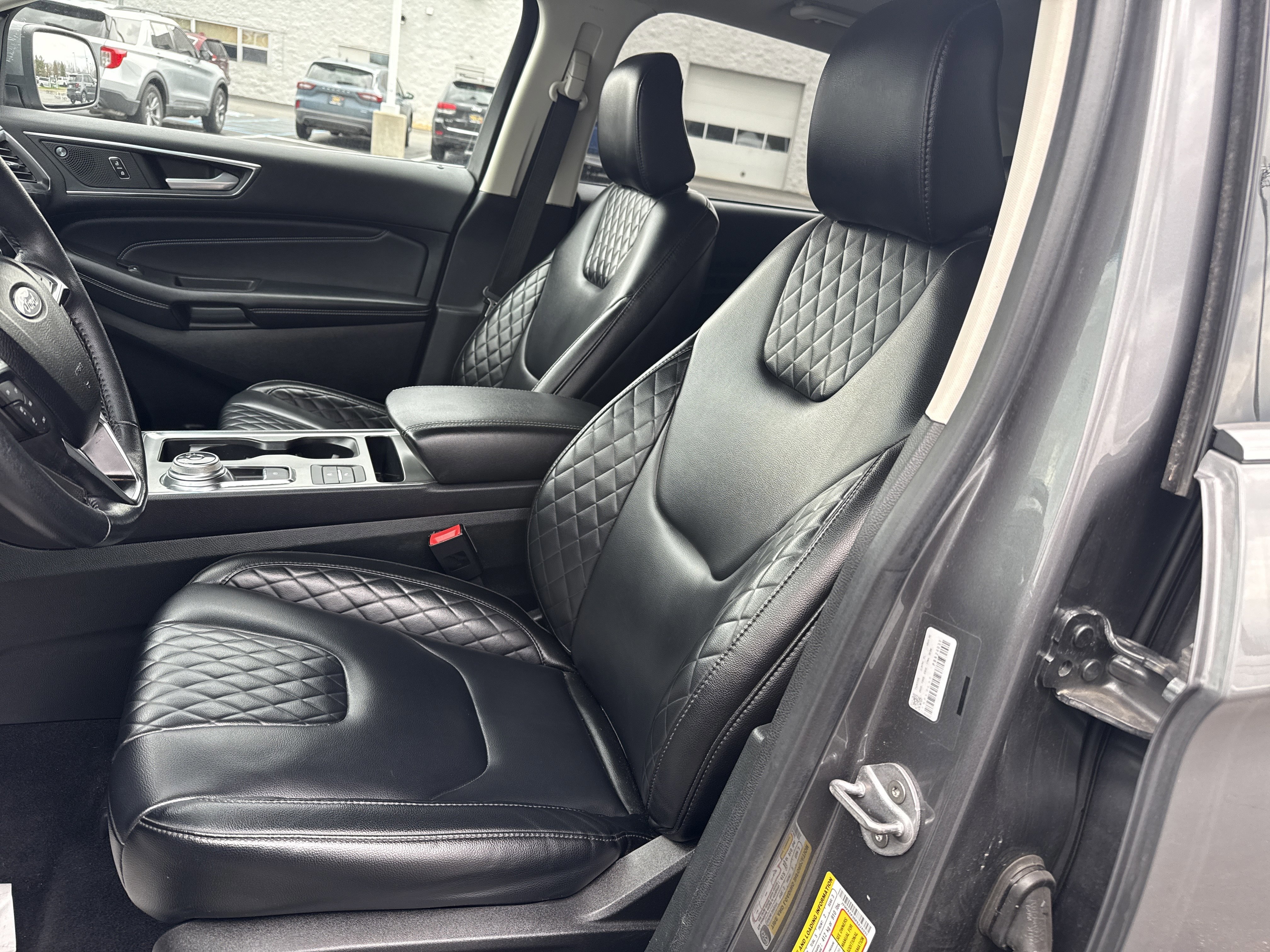 Certified 2023 Ford Edge Titanium image 18