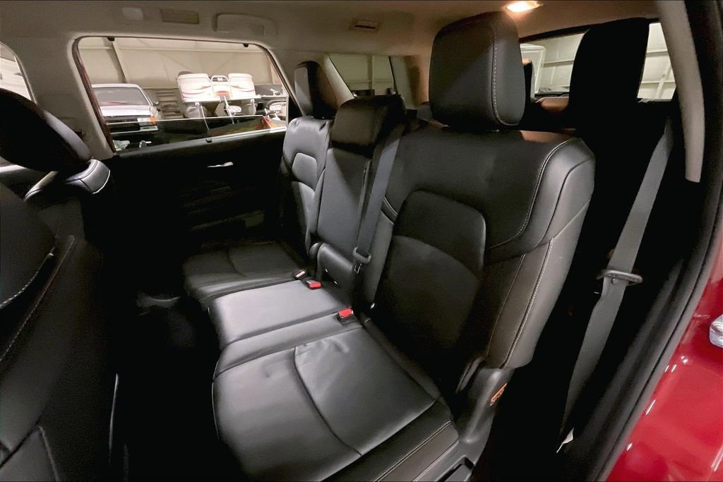 Used 2023 Nissan Pathfinder SL image 24