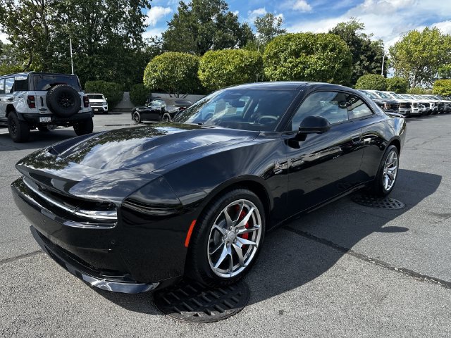 Used 2024 Dodge Charger Daytona Scat Pack w/ Plus Group AWD/4WD image 9