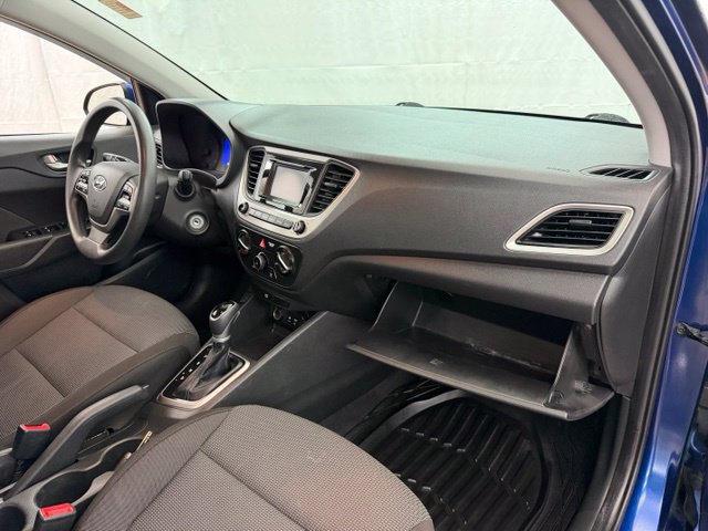 Used 2021 Hyundai Accent SE FWD image 11