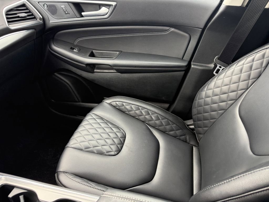 Certified 2024 Ford Edge Titanium image 21