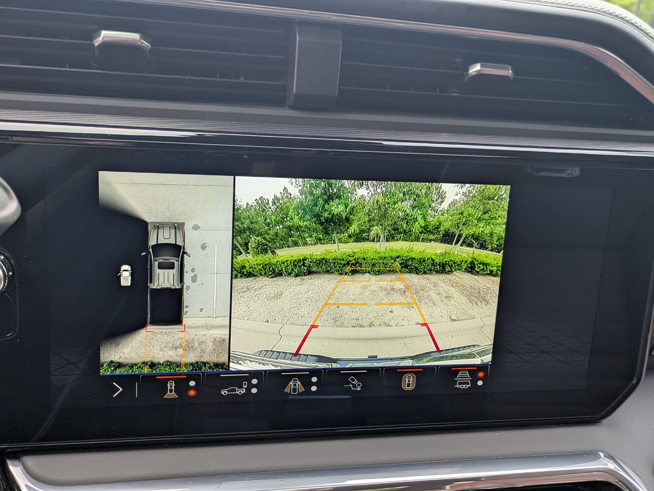 Used 2025 GMC Sierra 2500 Denali Ultimate AWD/4WD image 23