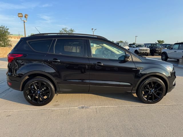 Certified 2019 Ford Escape SE AWD/4WD image 4