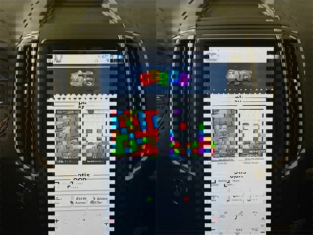 Certified 2024 Ford Edge SE w/ Black Appearance Package image 13