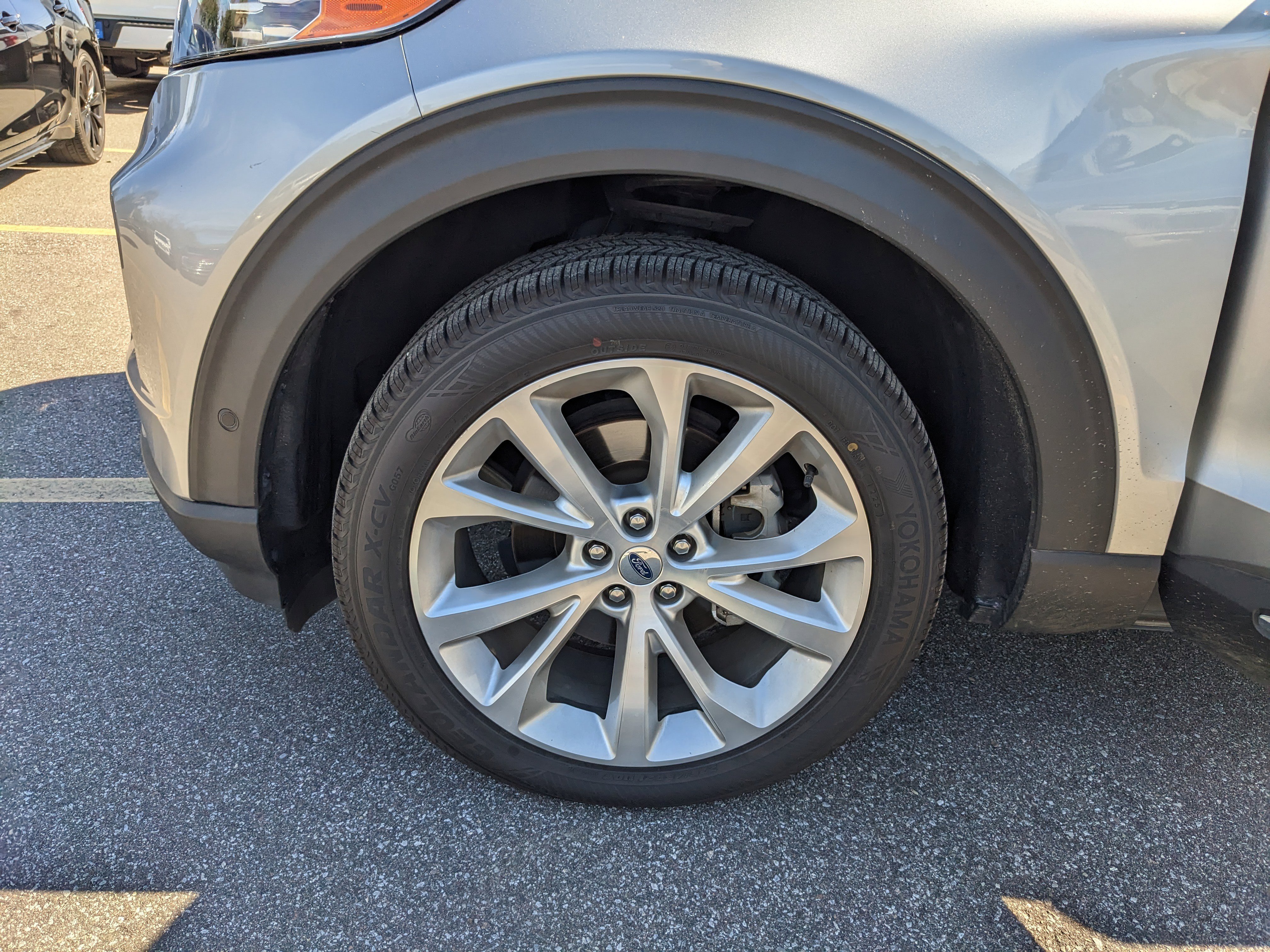 Certified 2022 Ford Explorer Platinum w/ Equipment Group 601A image 37