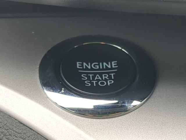 Certified 2024 Ford Explorer XLT RWD image 27
