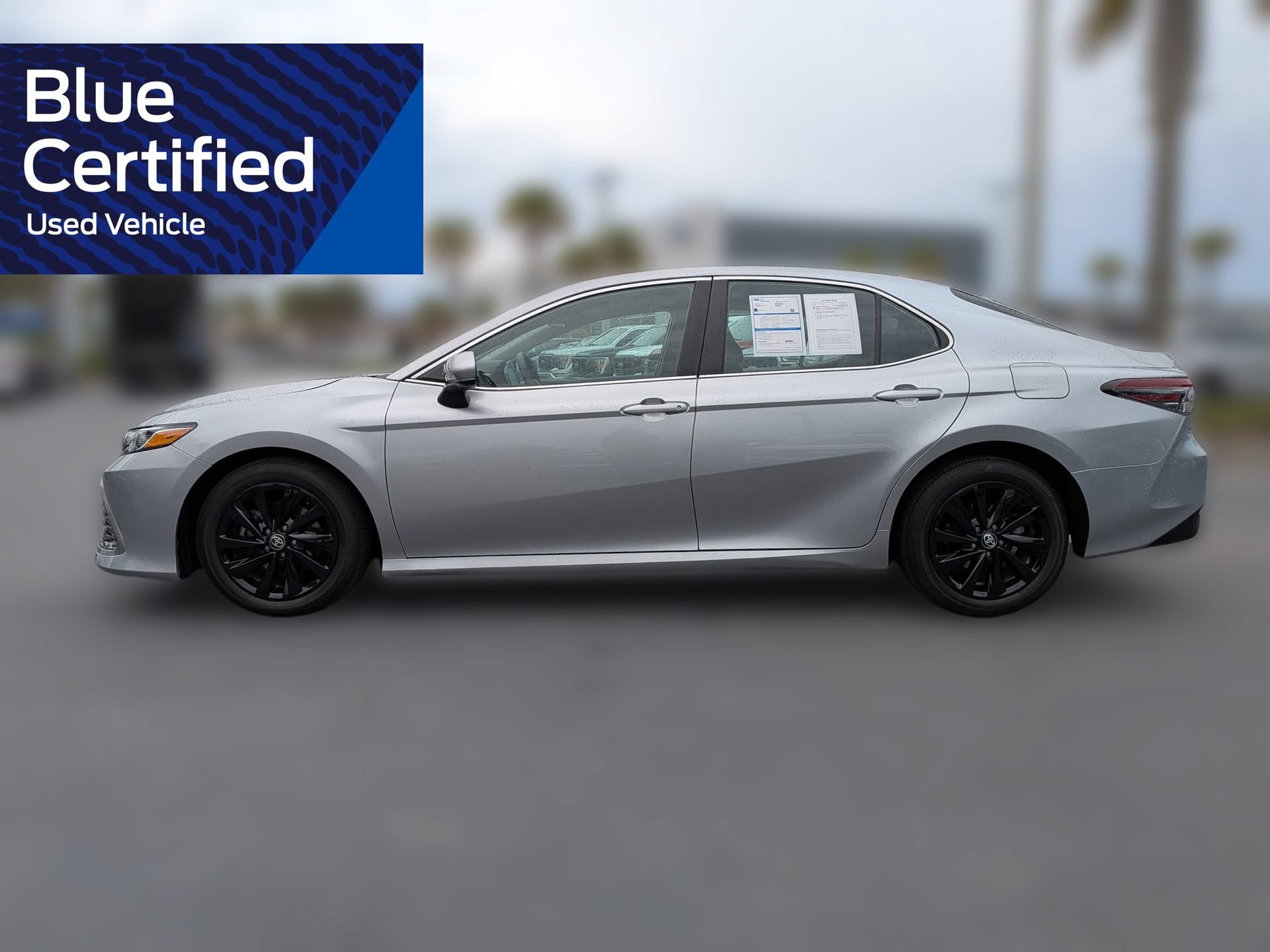 Used 2024 Toyota Camry LE FWD image 9