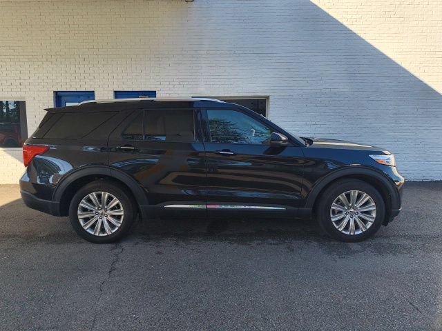Certified 2023 Ford Explorer Limited w/ Limited Technology Package AWD/4WD image 12